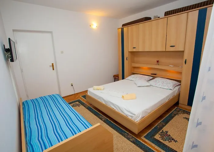 12816a Apartman Podgora (Split-Dalmatia)