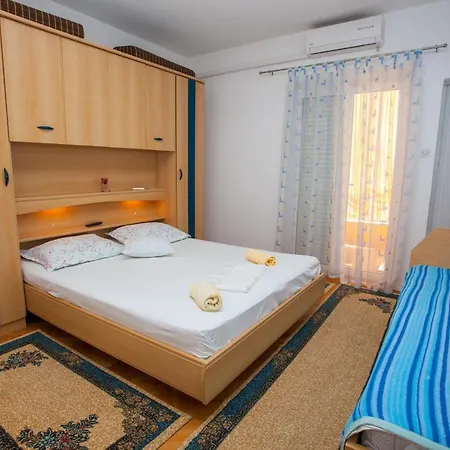 12816a Appartement Podgora